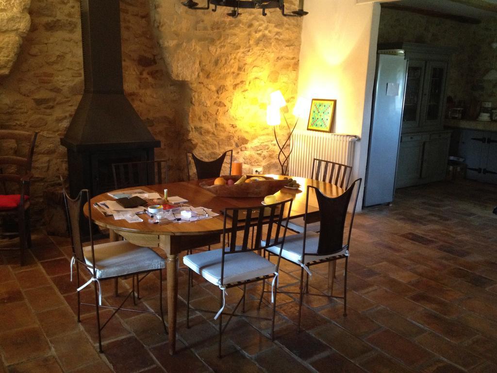 La Cle D'Ailleurs Bed & Breakfast Lamotte-du-Rhone Exterior photo