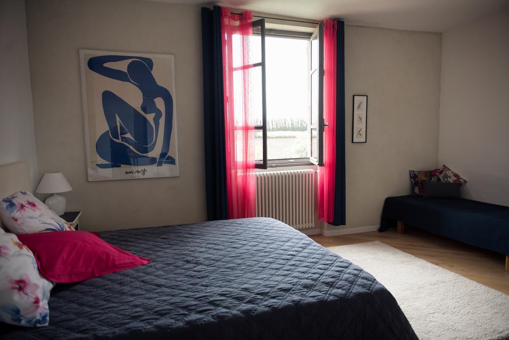 La Cle D'Ailleurs Bed & Breakfast Lamotte-du-Rhone Exterior photo